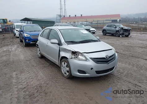 2009 Toyota Yaris z USA, uszkodzony, nr VIN JTDBT903694041981